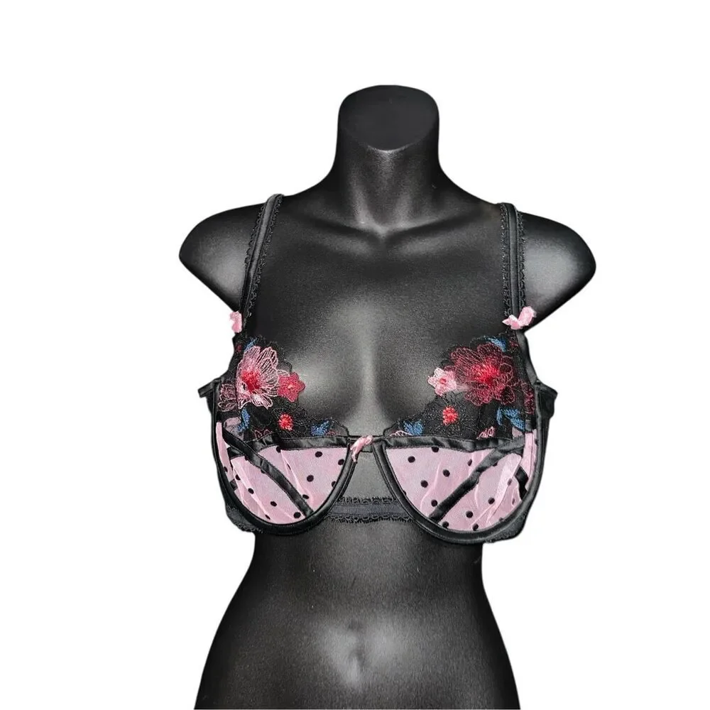 GREAT CONDITION For Love & Lemons x Victorias Secret  Zinnia Embroidered Underwi
